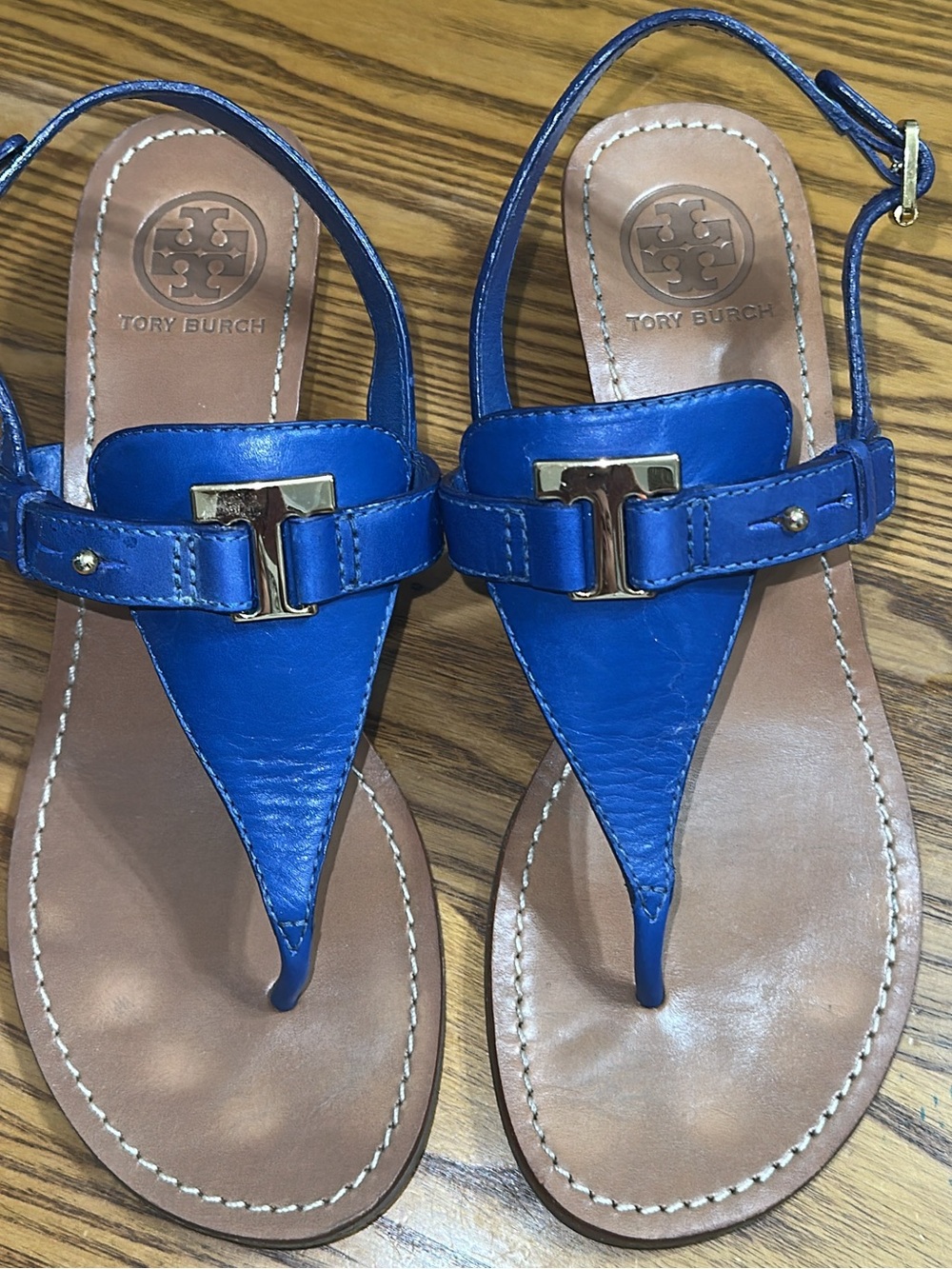 Tory Burch Casey Wedge
Thong Sandal Leather w/"T"
Logo in Royal Blue (shoe21)